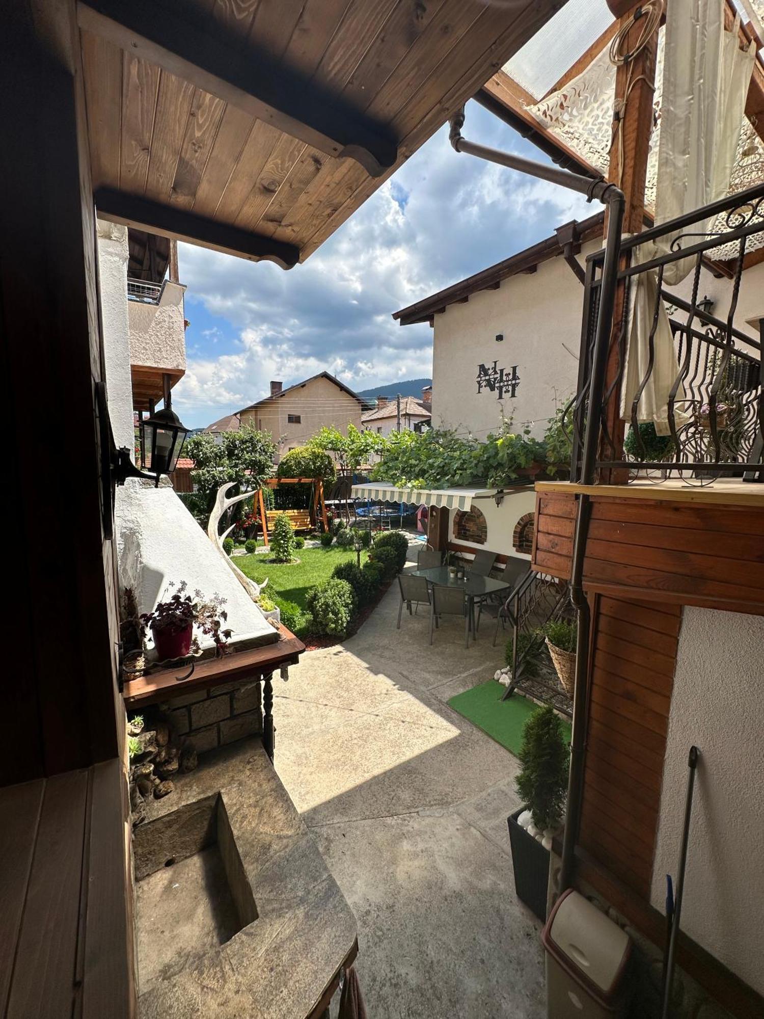 Niki House Hotel Bansko Exterior photo